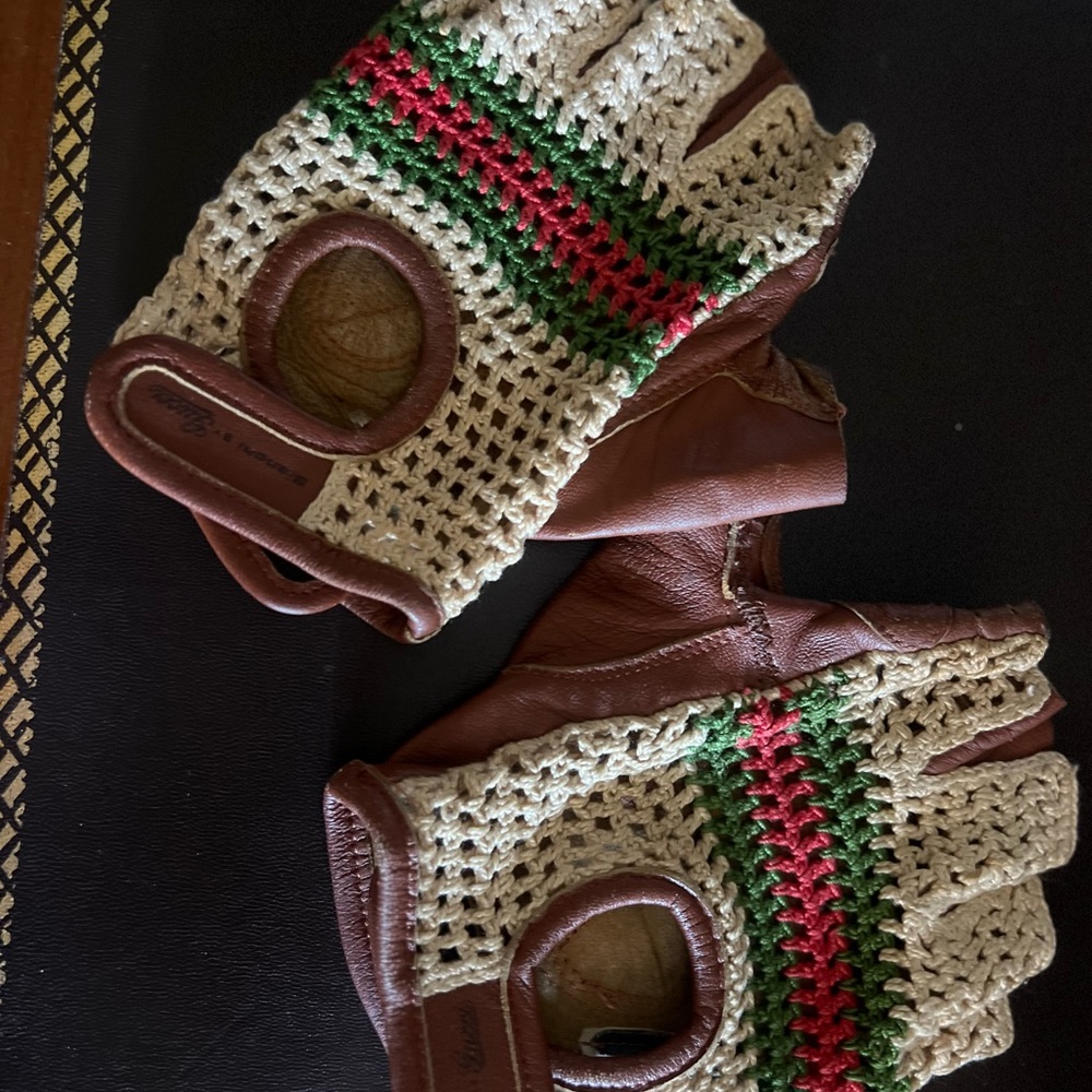 Gucci gym/cycle gloves Tan and Brown Fingerless Crochet Gloves